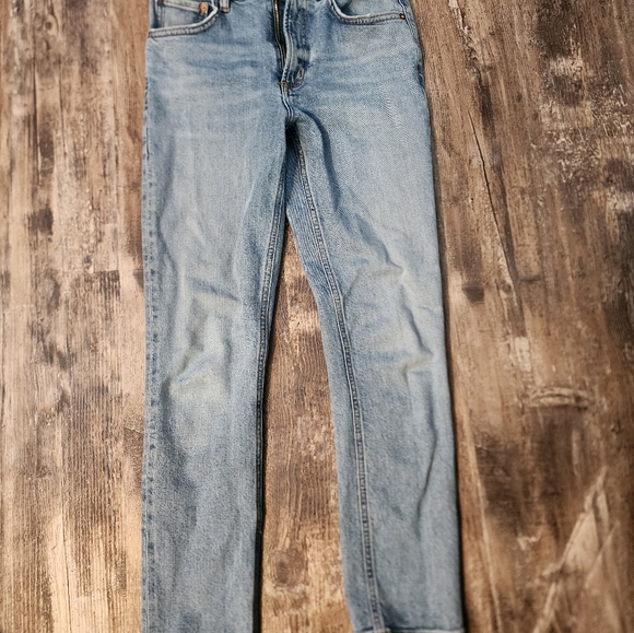 Agolde Slim/Skinny Jeans - Picture 3 of 4